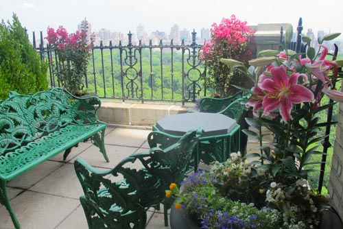 Manhattan Floral Terrace